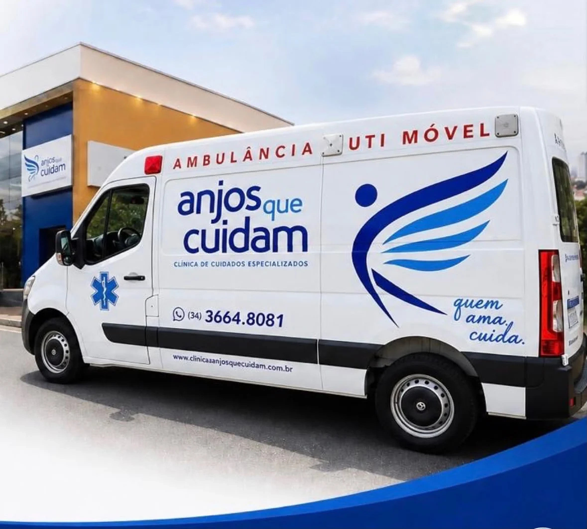 Ambulância UTI móvel da Anjos que Cuidam